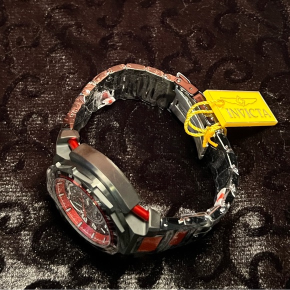 Invicta JM Correa S1 Rally Quartz Chronograph Watch With Autograph Helmet Case - Picture 12 of 13